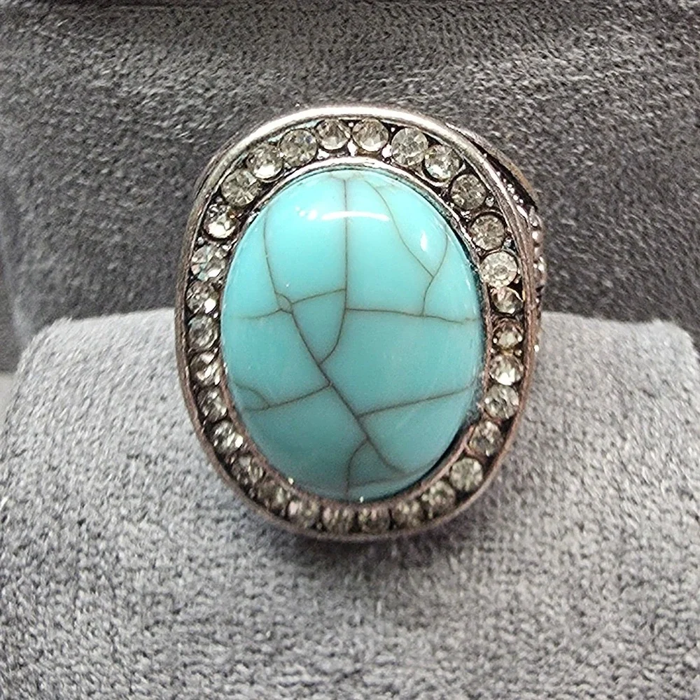 New Chunky‎ Faux Turquoise Cabochon Ring Size 9.5 SilverTone Clear Rhinestones